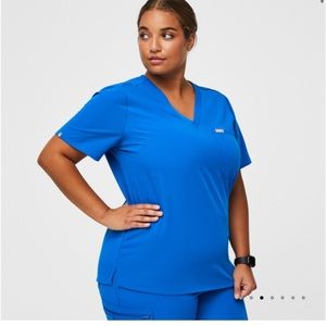 Figs Catarina scrub top in royal blue